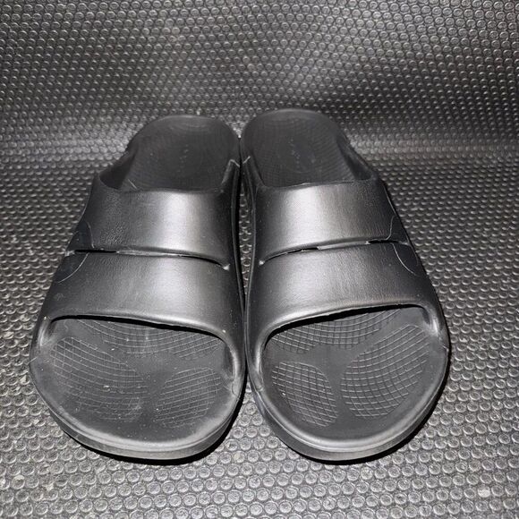 OOFOS OOahh Slide Sandals Black Comfort Recovery Beach Sandal Men’s 10 Womens 12 - Picture 2 of 8